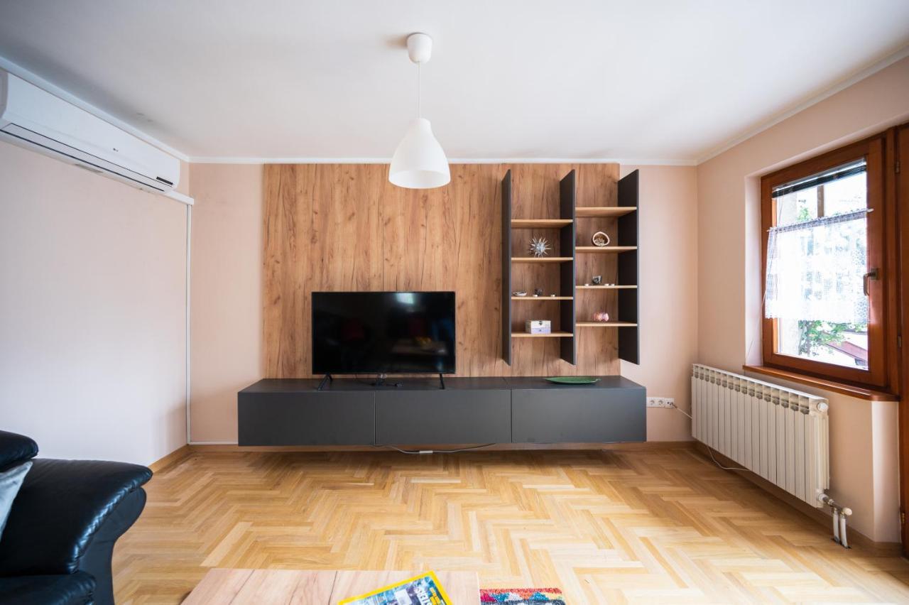 Duplex Apartment For Up To 12 People- Old Town SJJ Esterno foto