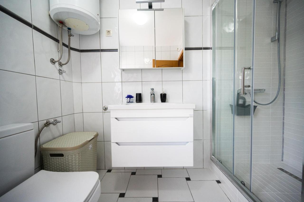 Duplex Apartment For Up To 12 People- Old Town SJJ Esterno foto