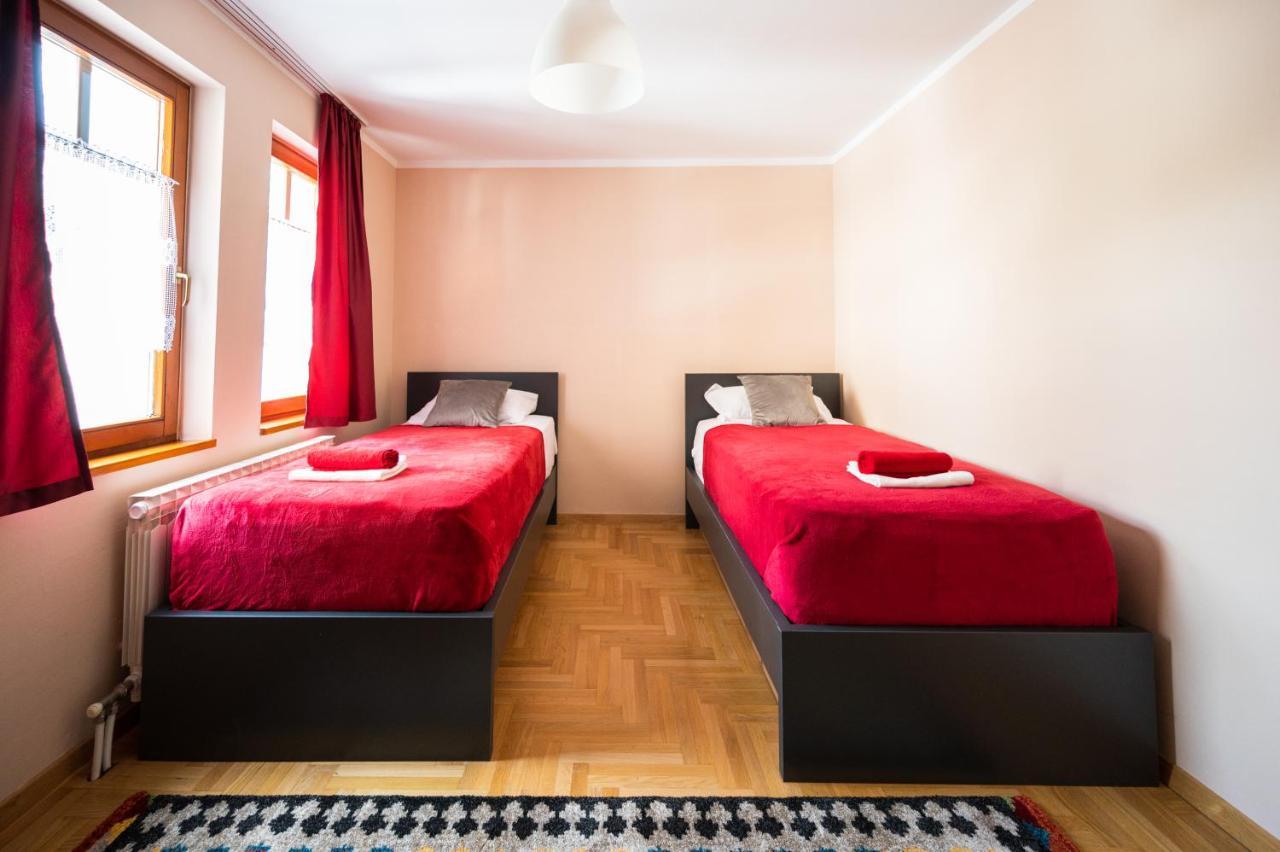 Duplex Apartment For Up To 12 People- Old Town SJJ Esterno foto