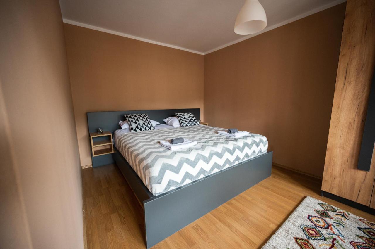 Duplex Apartment For Up To 12 People- Old Town SJJ Esterno foto